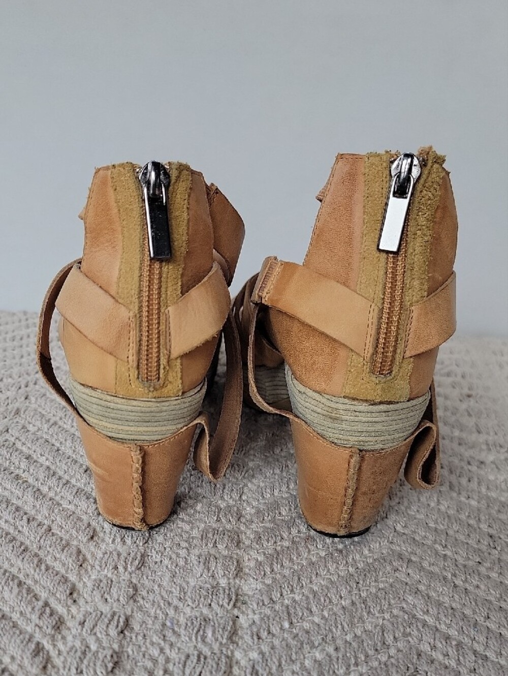 Antelope Mustard Yellow Gladiator Strappy Platform Sandals EU 39 - Picture 2 of 7